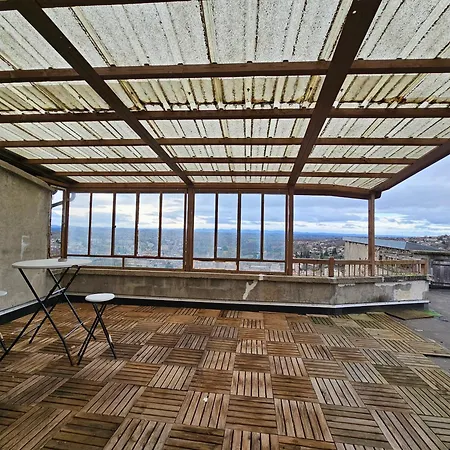 La Coutellerie - Vue Panoramique - Quartier Medieval טייר