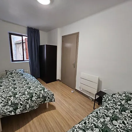 La Coutellerie - Vue Panoramique - Quartier Medieval * Тьер